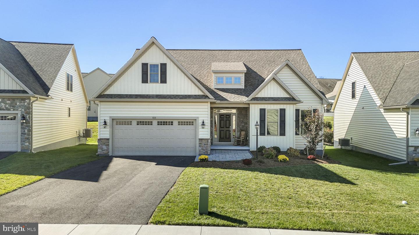 833 Summer Breeze Path, Cochranville