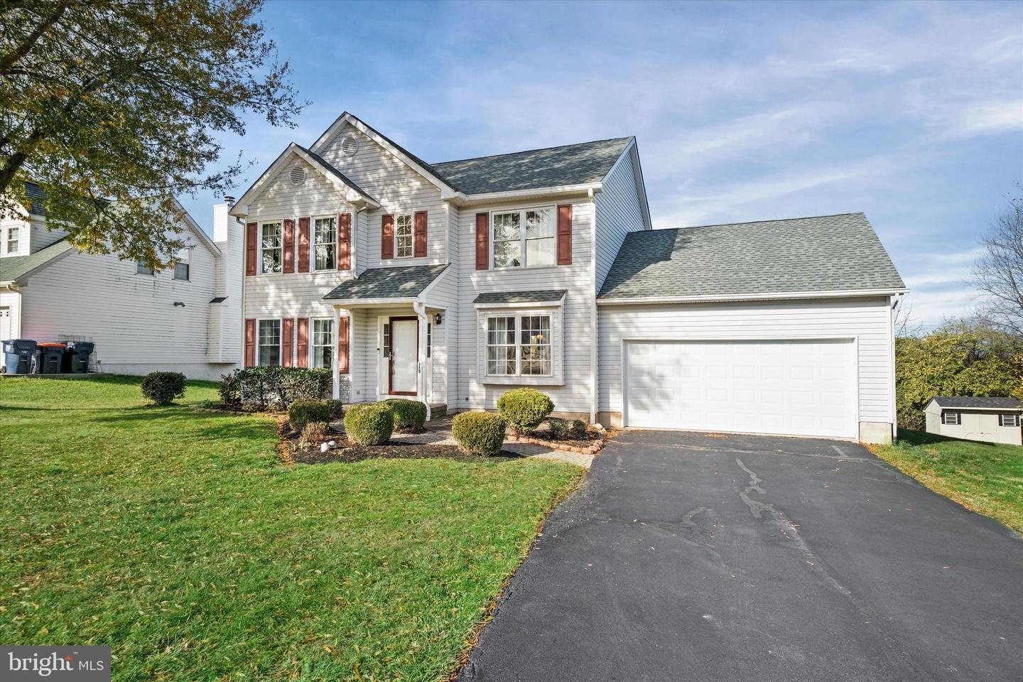 115 W Hillside Drive, Oxford