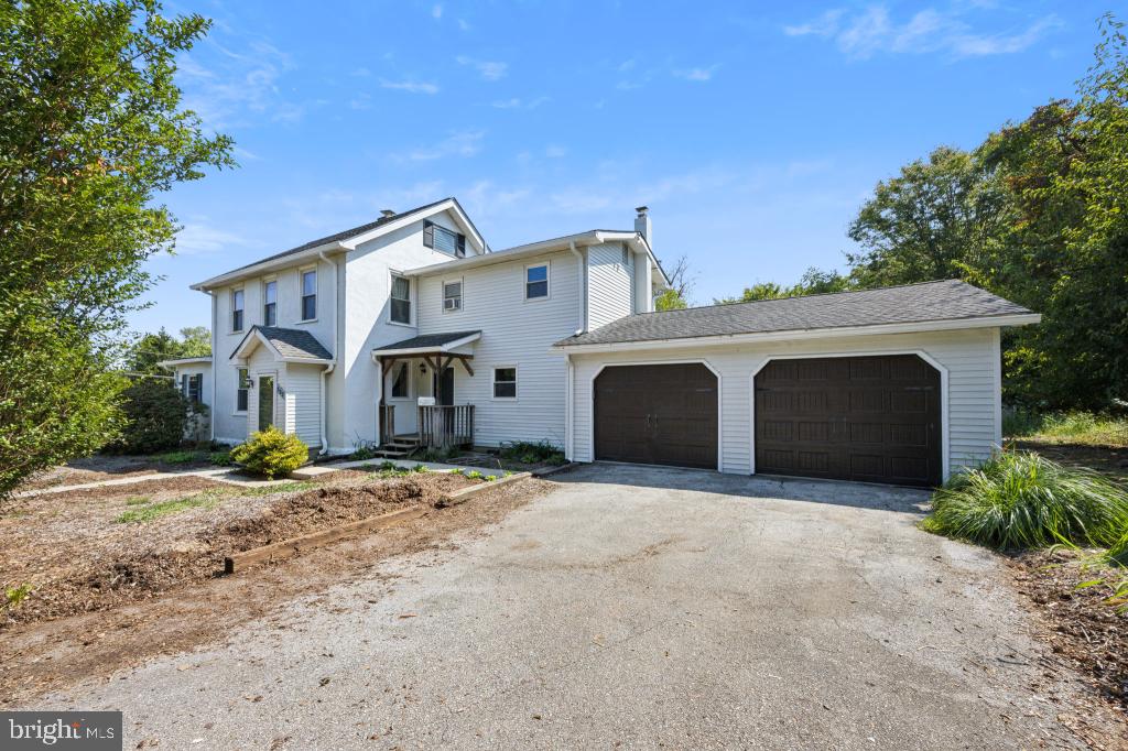 852 Cedar Avenue