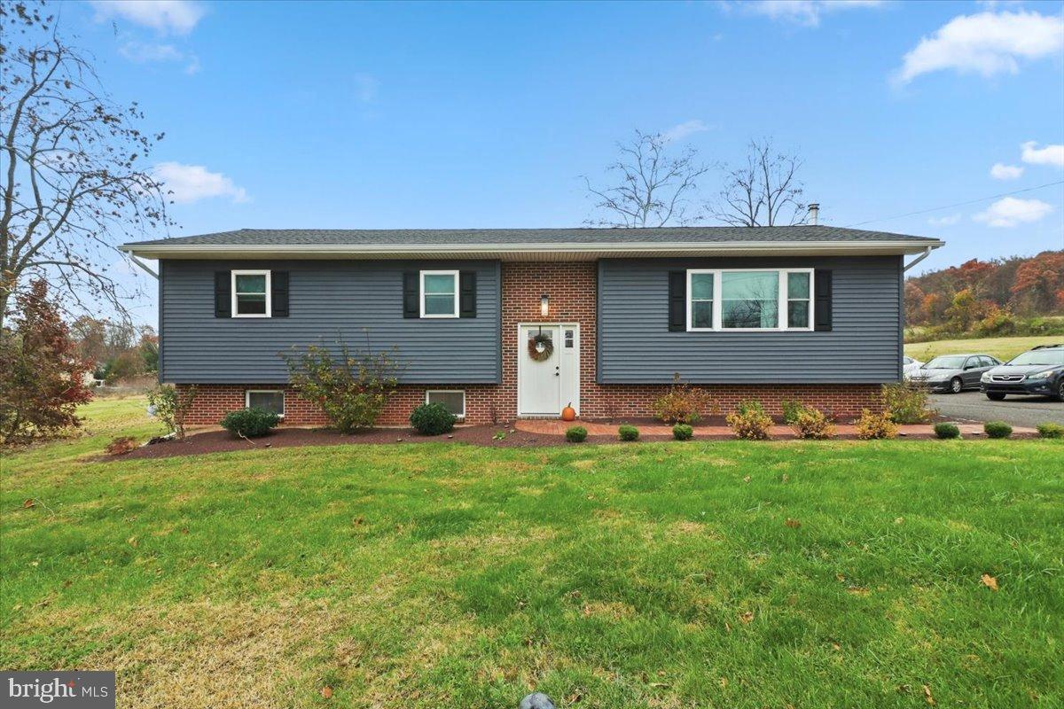 1228 Sheephill Road, Pottstown