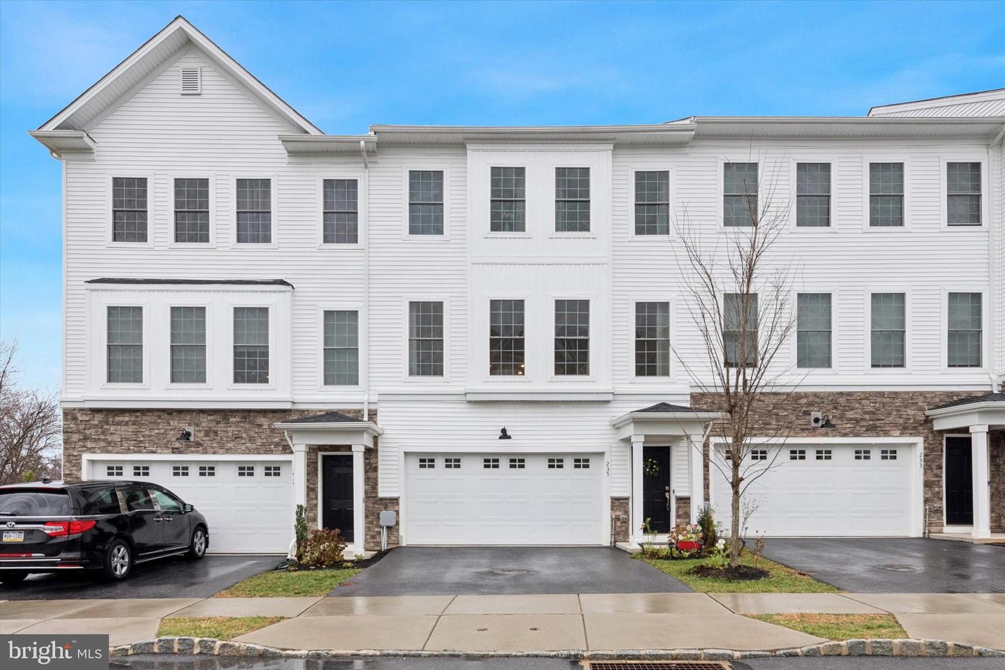 235 Red Leaf Lane, Exton