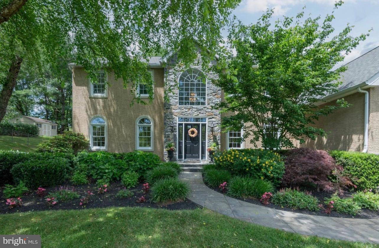 239 Heather Ridge Circle, West Chester