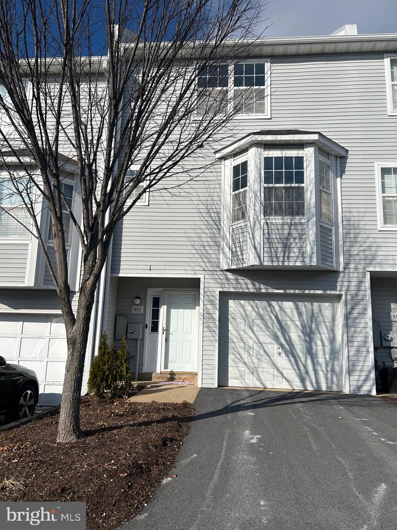 351 Huntington Court #15, West Chester
