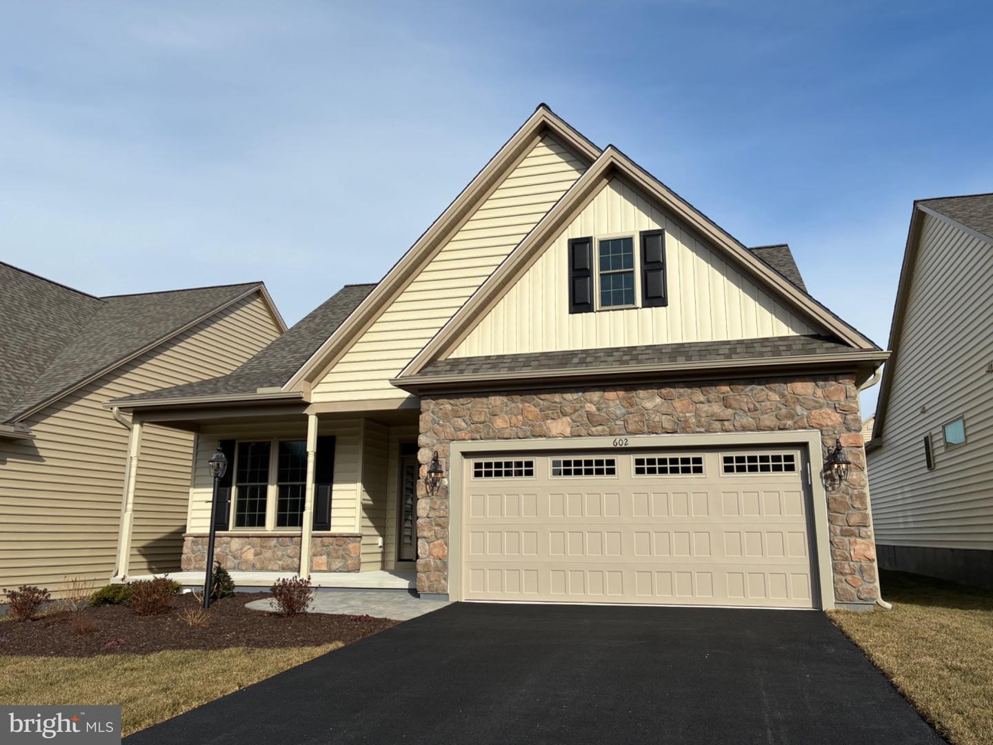 602 Greenbriar Path, Cochranville