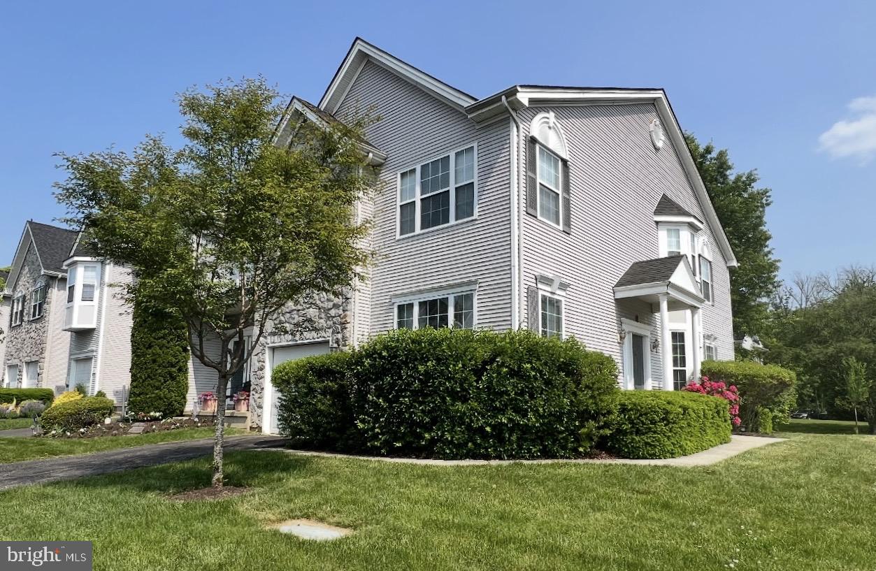 119 Huntteam Lane, West Chester