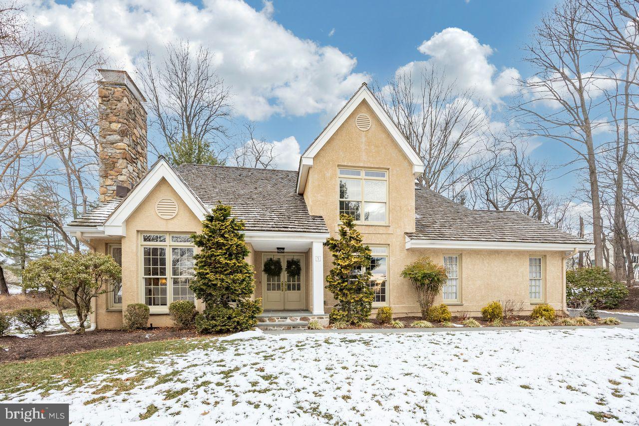 5 Woodford Lane, Malvern