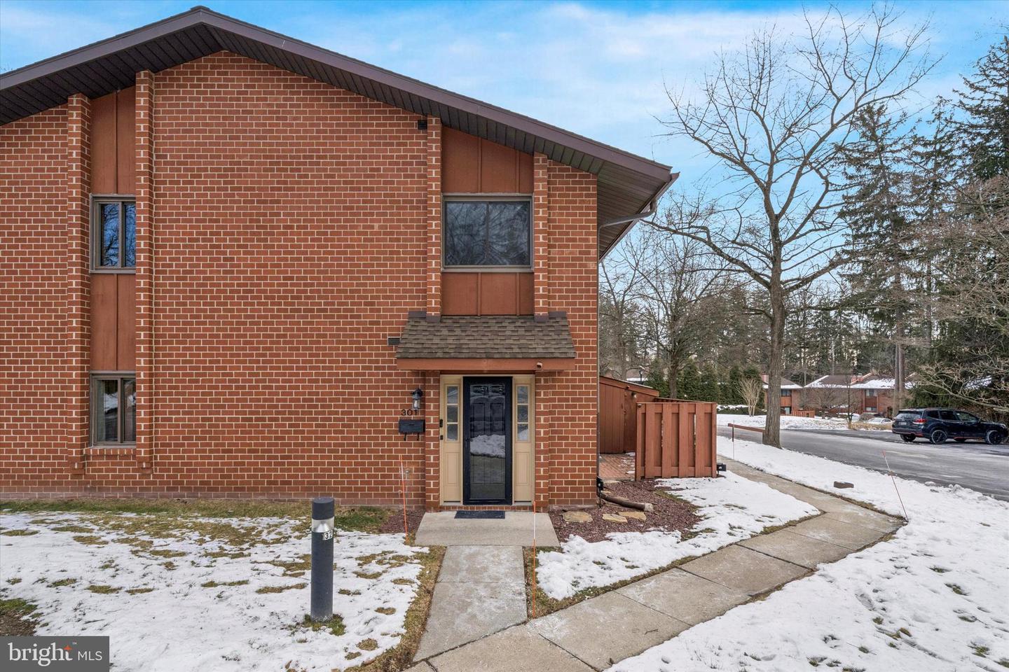 301 Worthington Drive #301, Exton