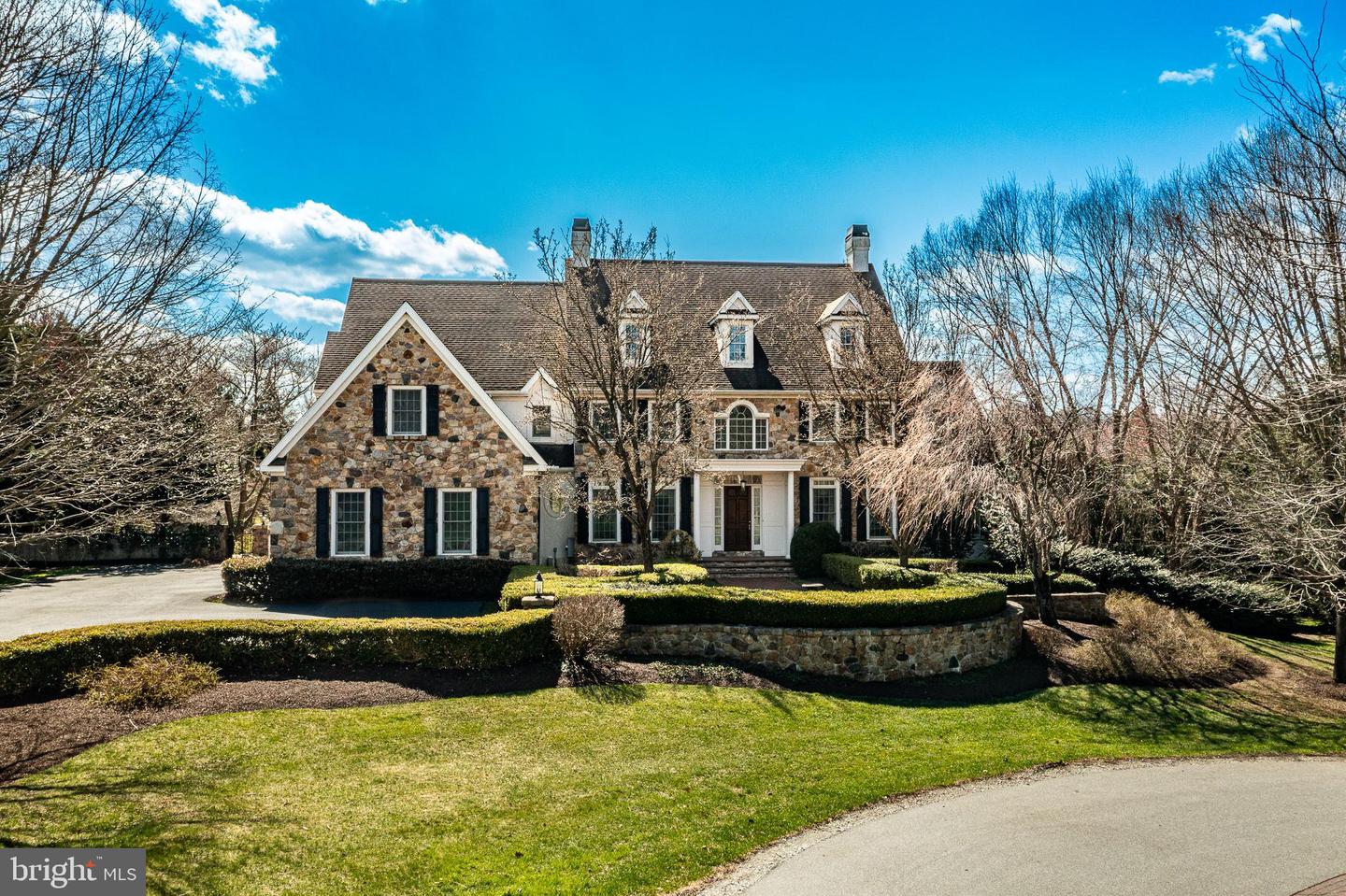 403 Woodale Drive, Kennett Square