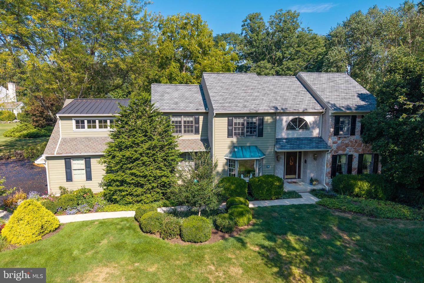 21 Lexington Manor, Glenmoore