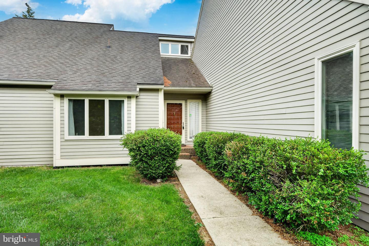 1110 Mews Lane