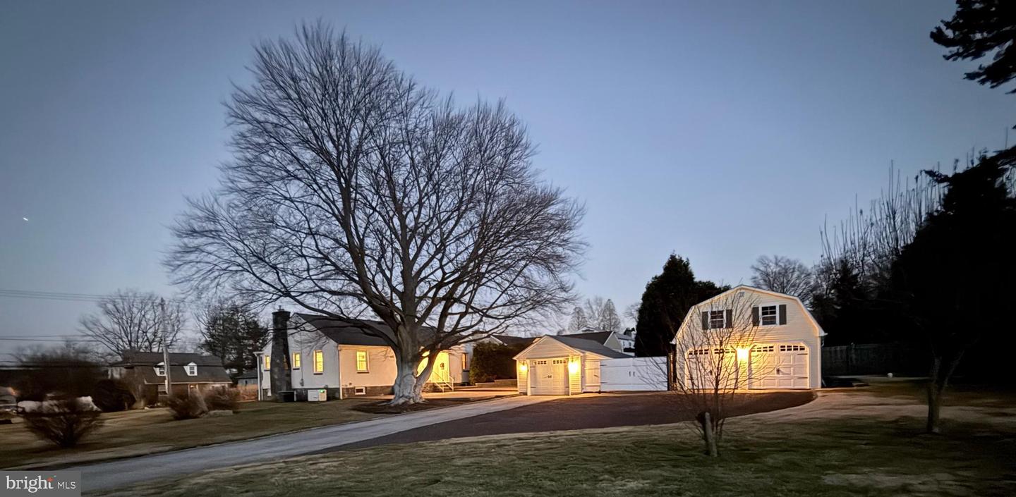 302 S Valley Forge Road, Devon