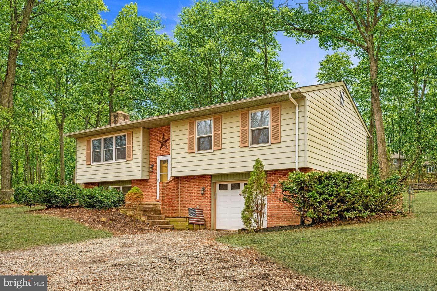 216 Mature Road, Cochranville