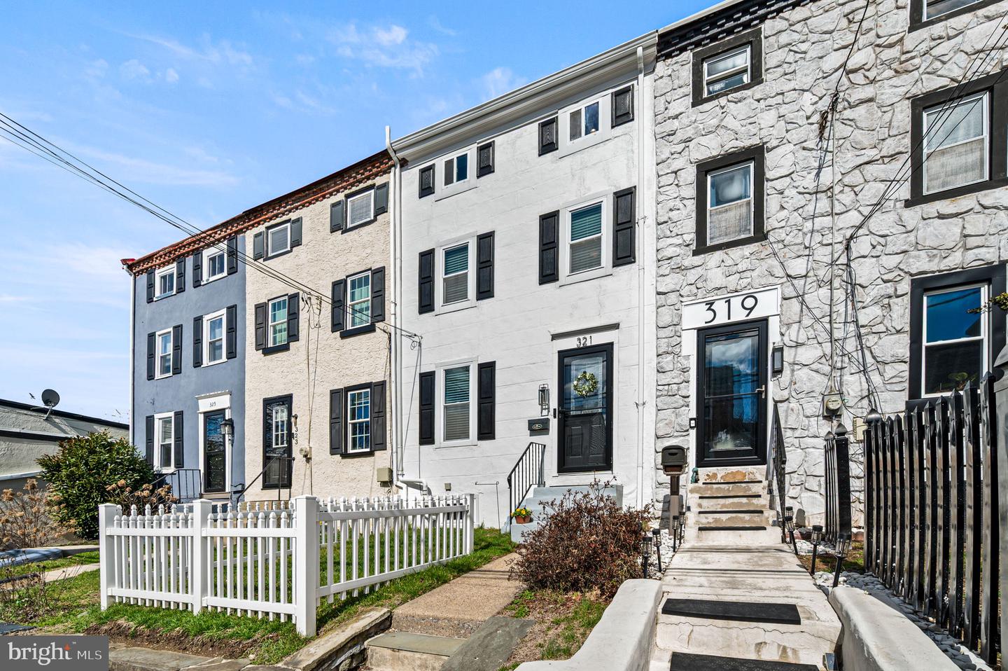 321 W Chestnut Street, West Chester