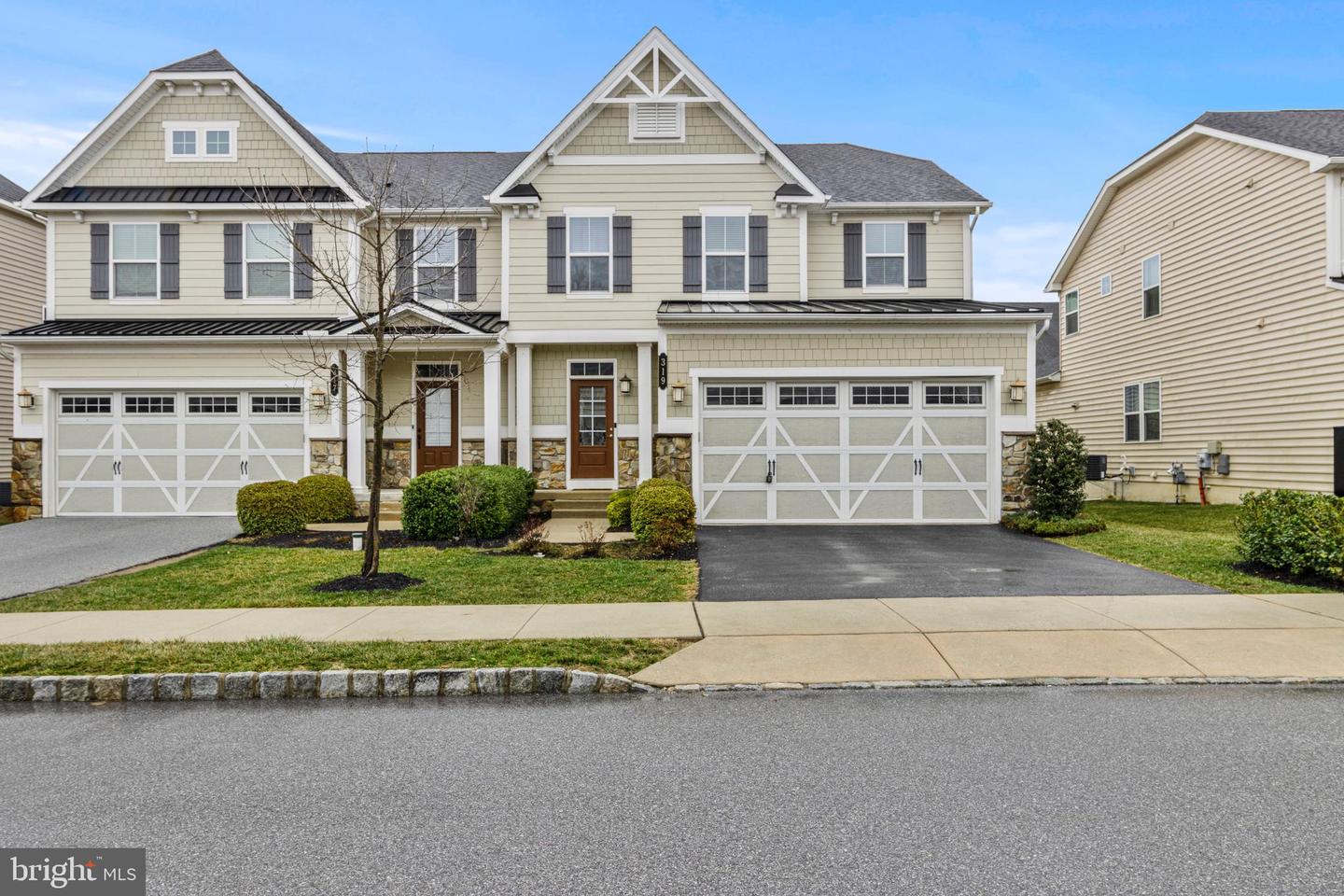319 Quarry Point Road, Malvern