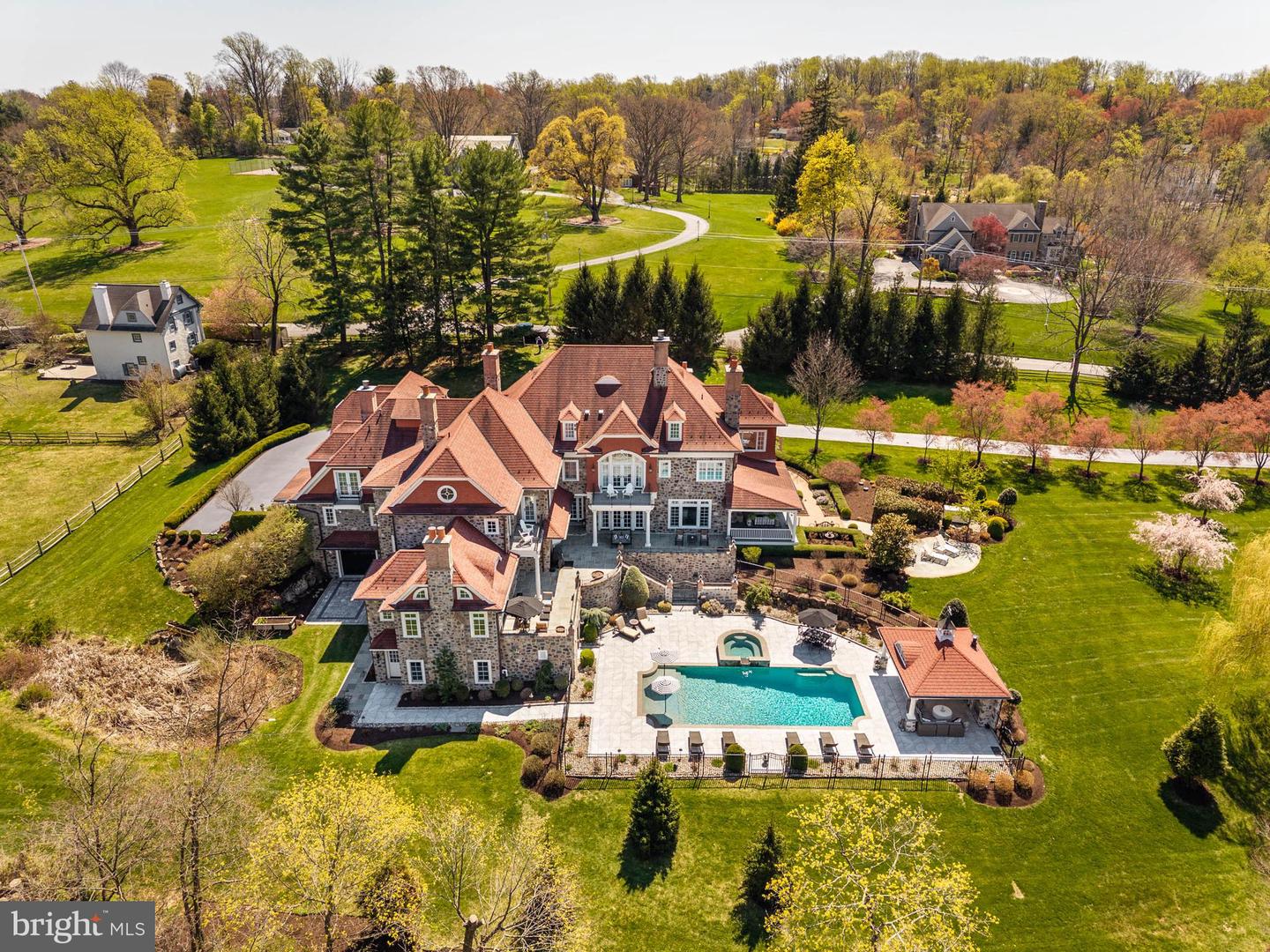 1075 S Leopard Road, Berwyn
