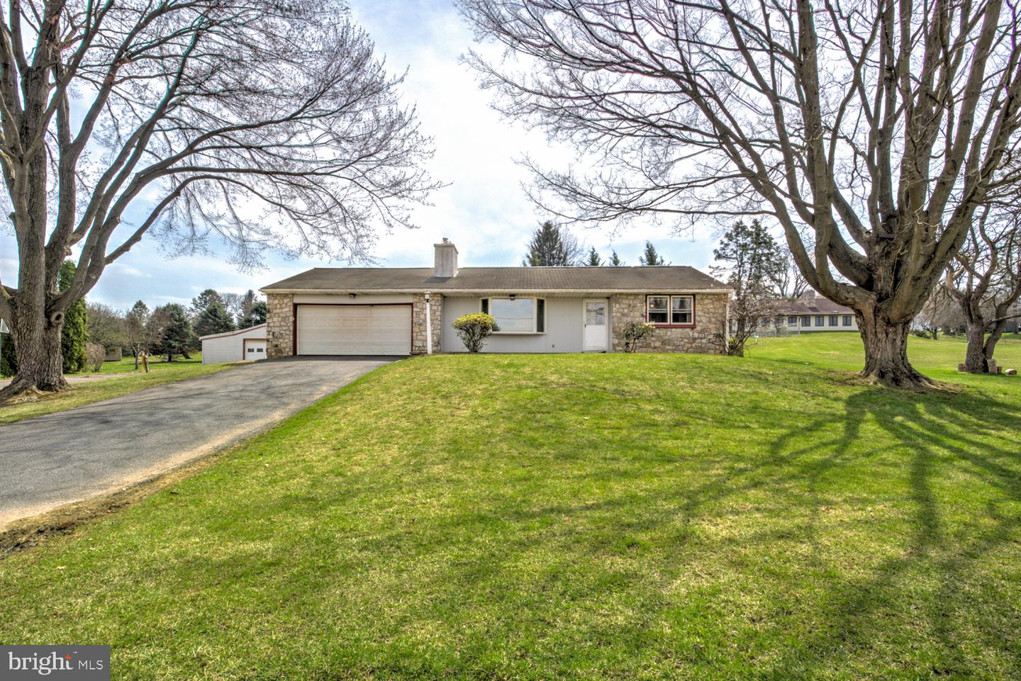 640 Meadow Drive, Honey Brook