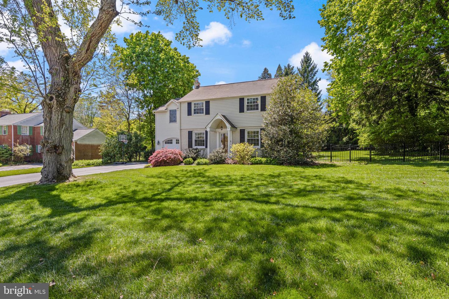 290 Wentworth Road, Wayne