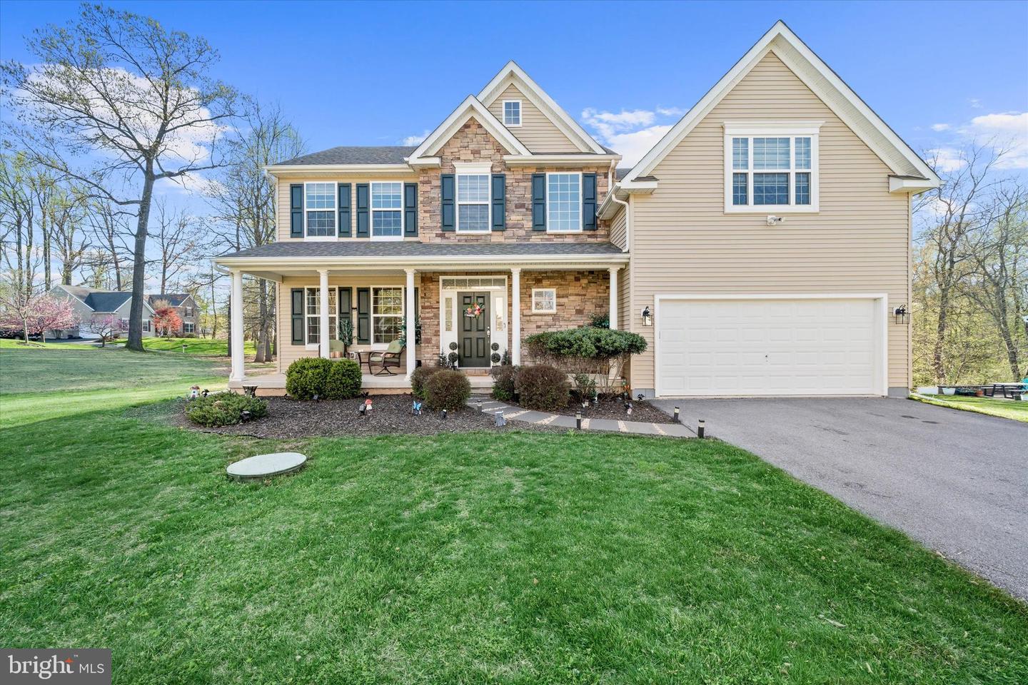 400 Buttonwood Lane, Oxford