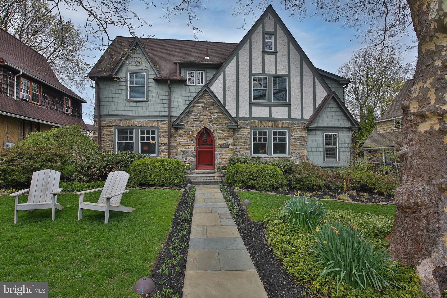20 Hillside Road, Wayne