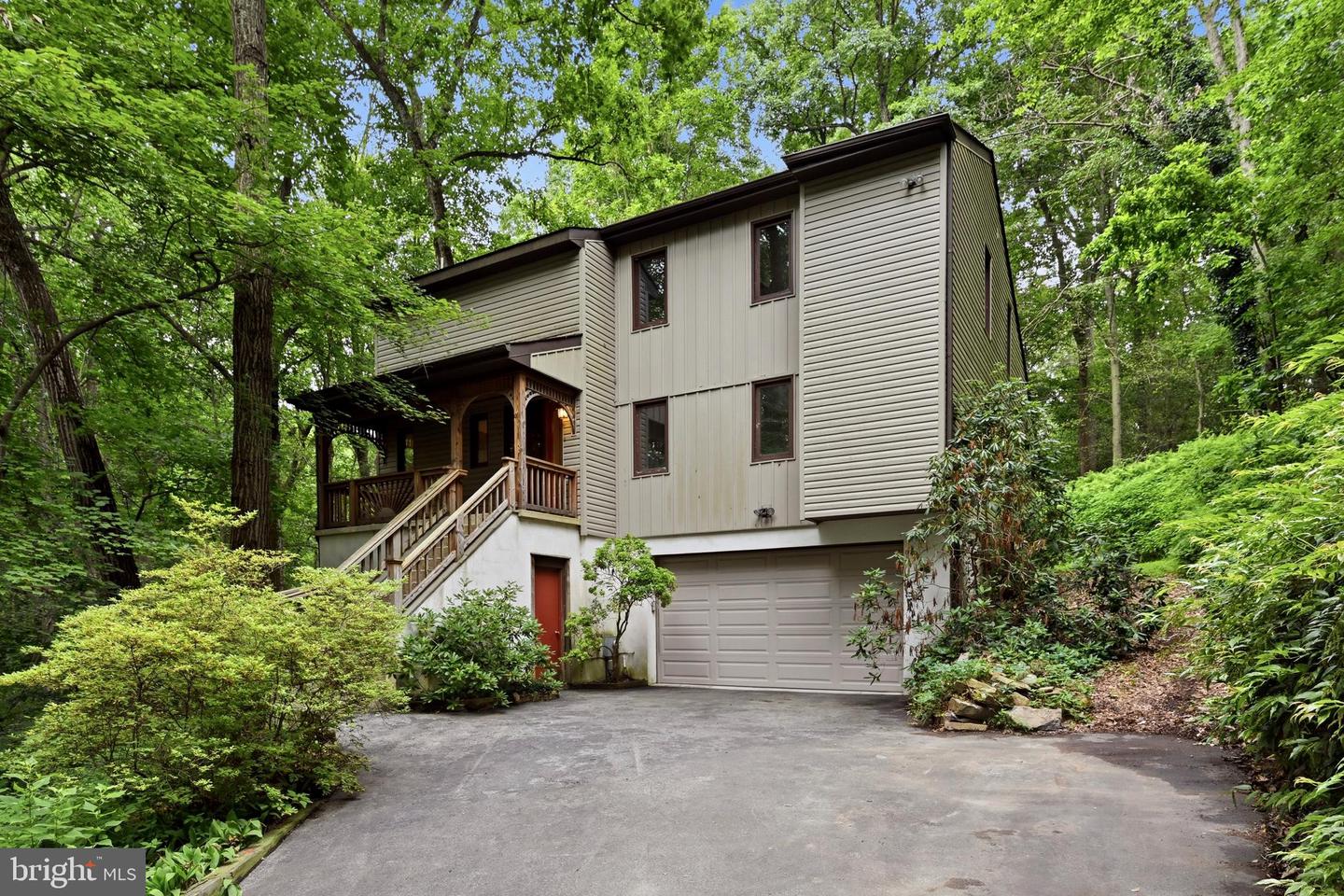 1672 Suzanne Drive