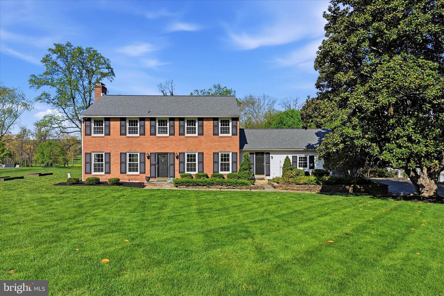 1071 Squire Cheney Drive, West Chester