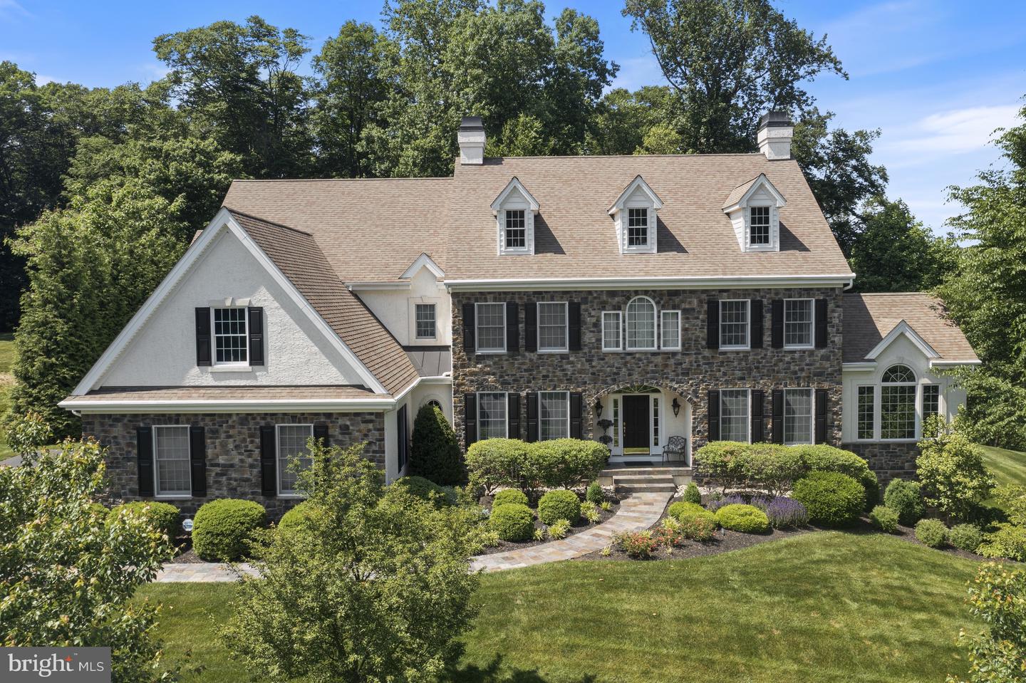 112 Ayrshire Drive