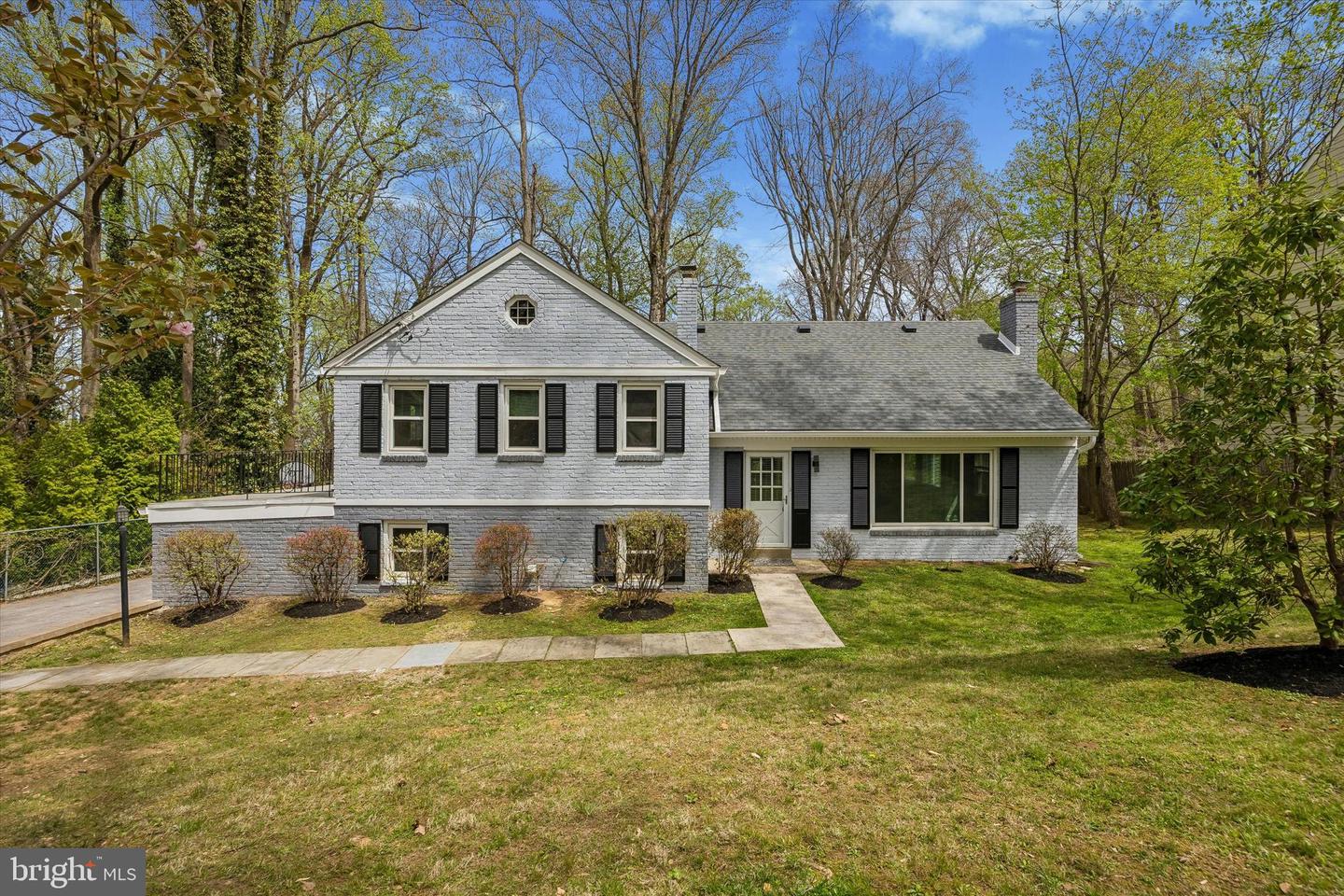 699 W Valley Road, Wayne