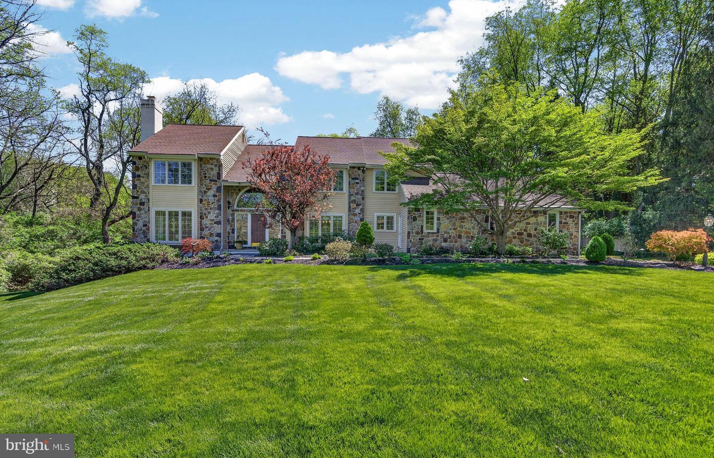 1675 Waterglen Drive, West Chester