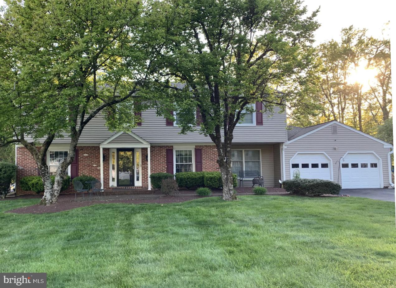 12 Pinewood Drive, Downingtown