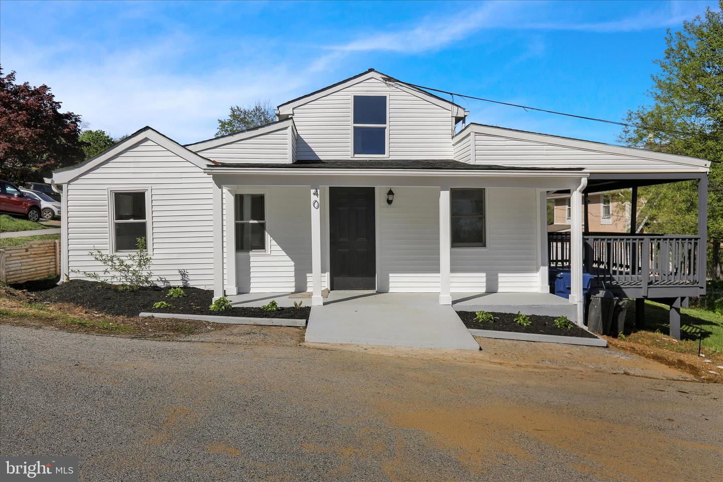40 W Birch Street