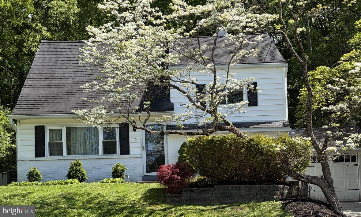 10 Jacqueline Drive
