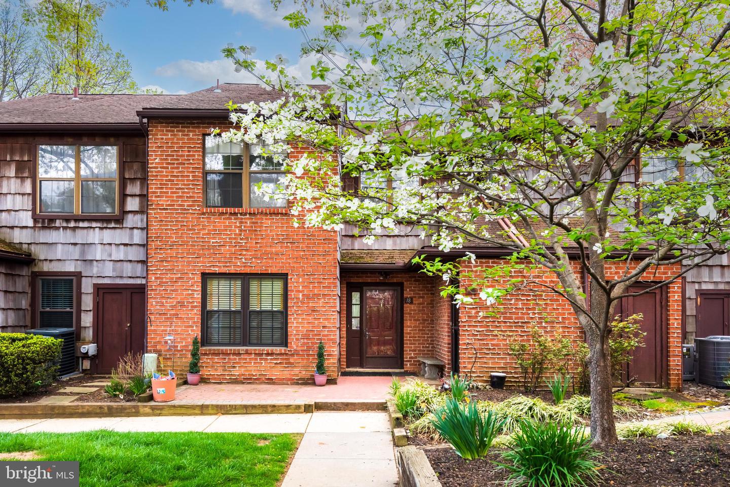 18 Witherspoon Court, Chesterbrook