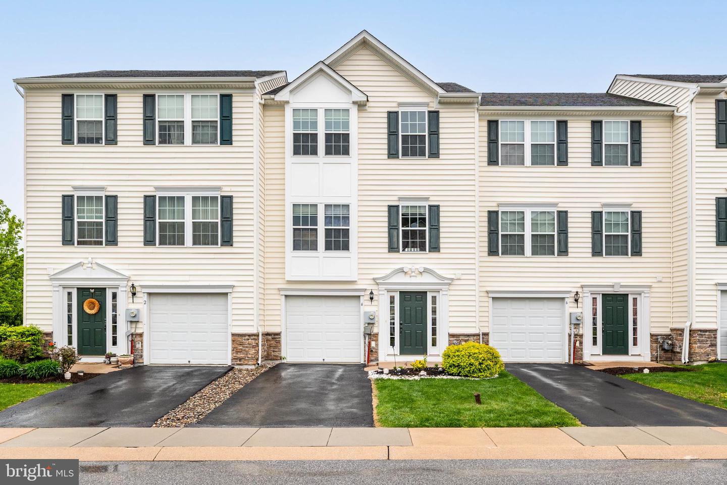4 Tuxford Lane, Coatesville