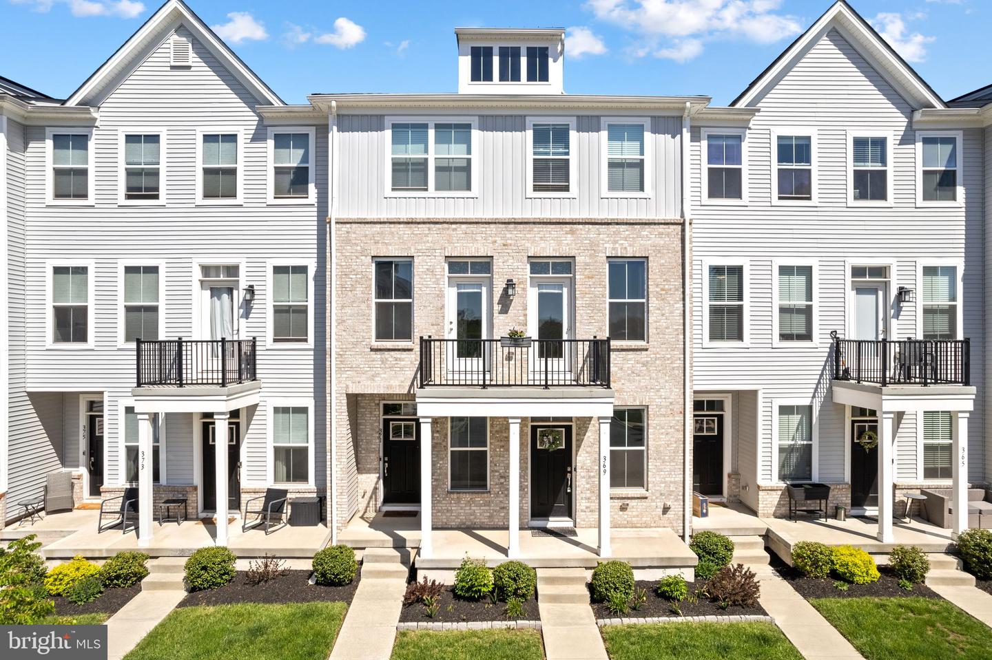 369 Foundry Street
