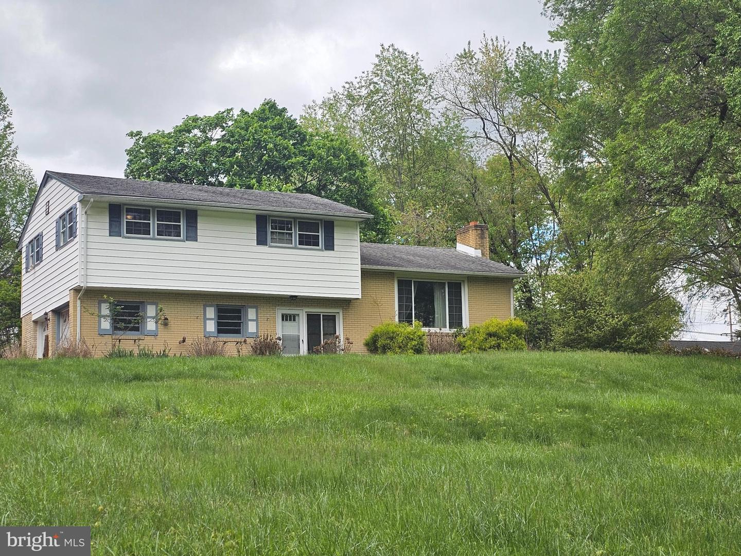 1256 Surrey Road, West Chester