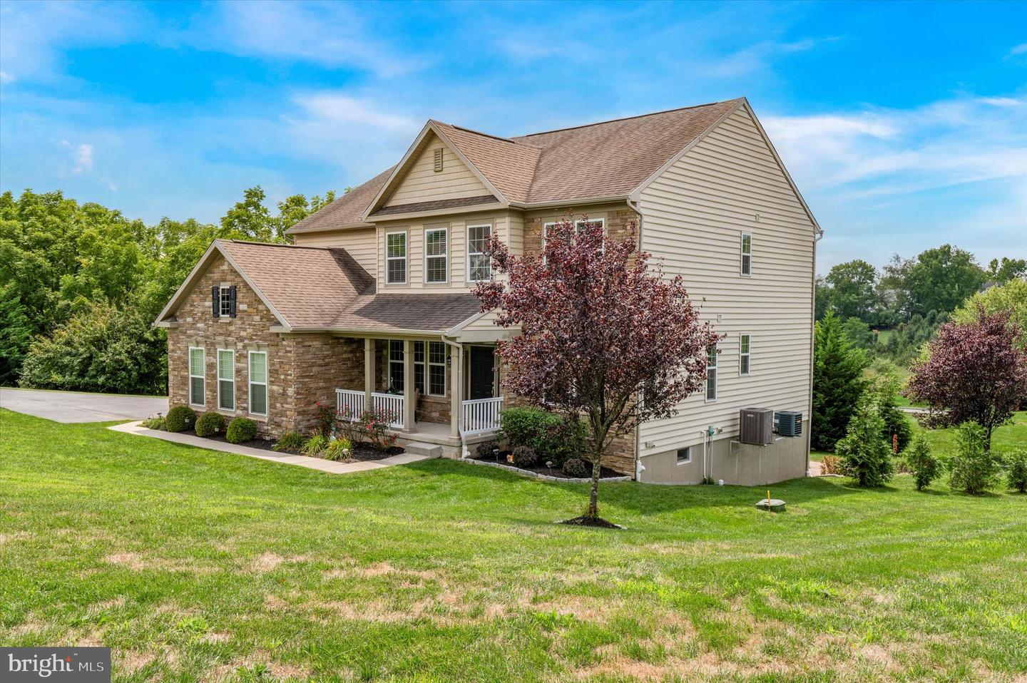 19 Lammey Way, Downingtown