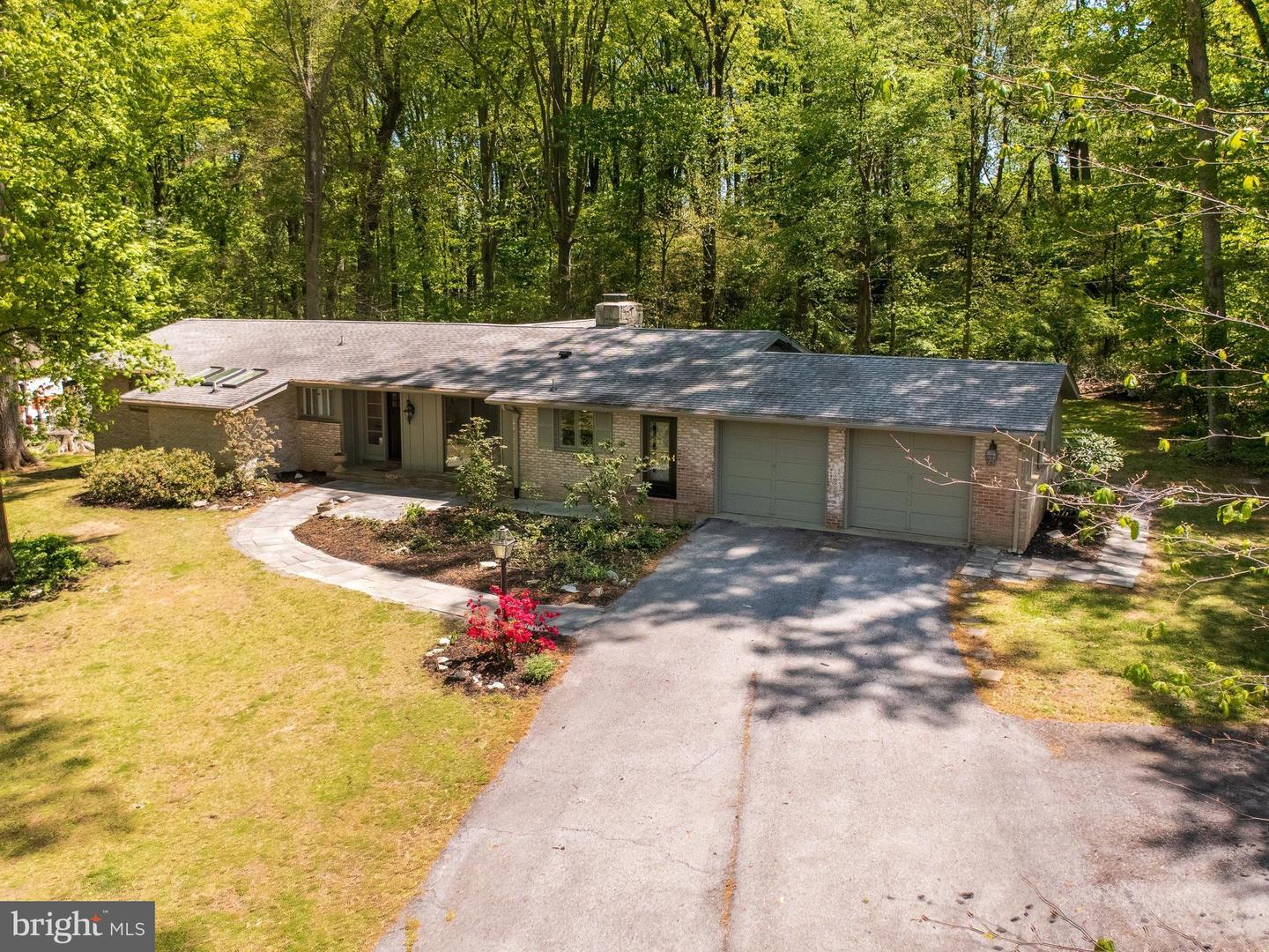 12 Woodland Circle, Downingtown