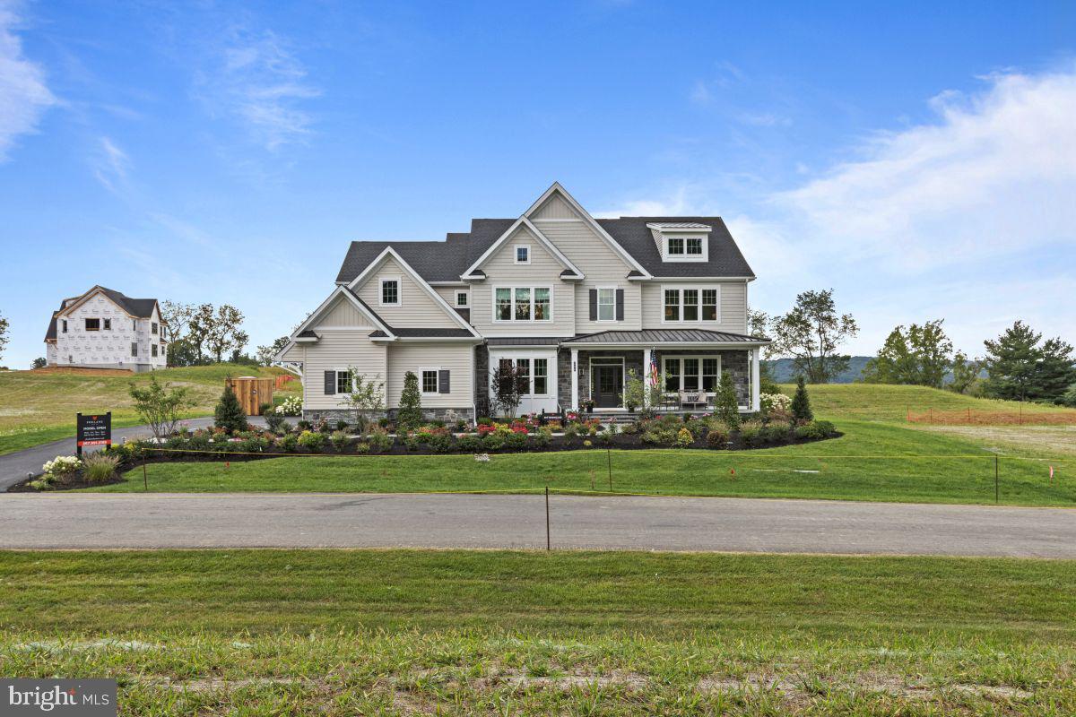 157 Lexington Manor
