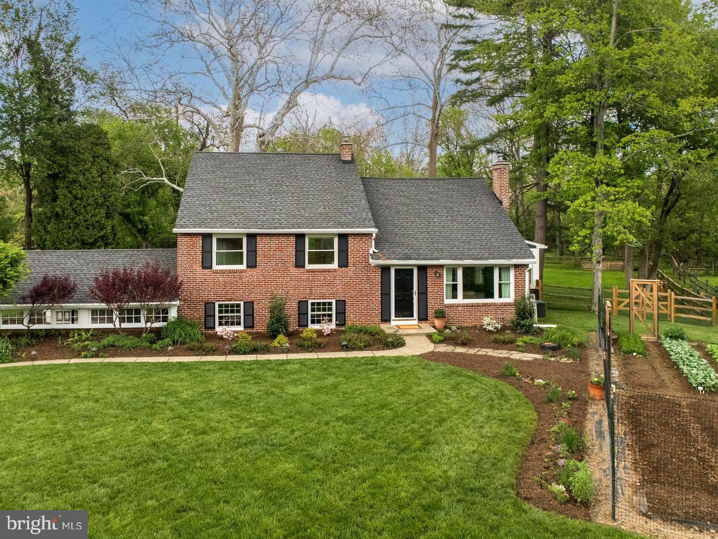 236 Anthony Wayne Drive, Wayne