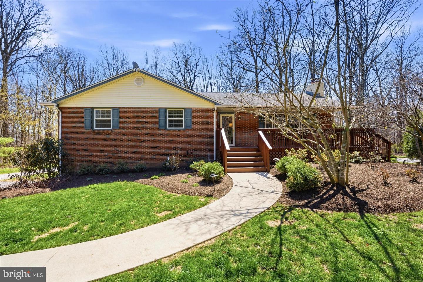 1052 W Valley Hill Road, Malvern