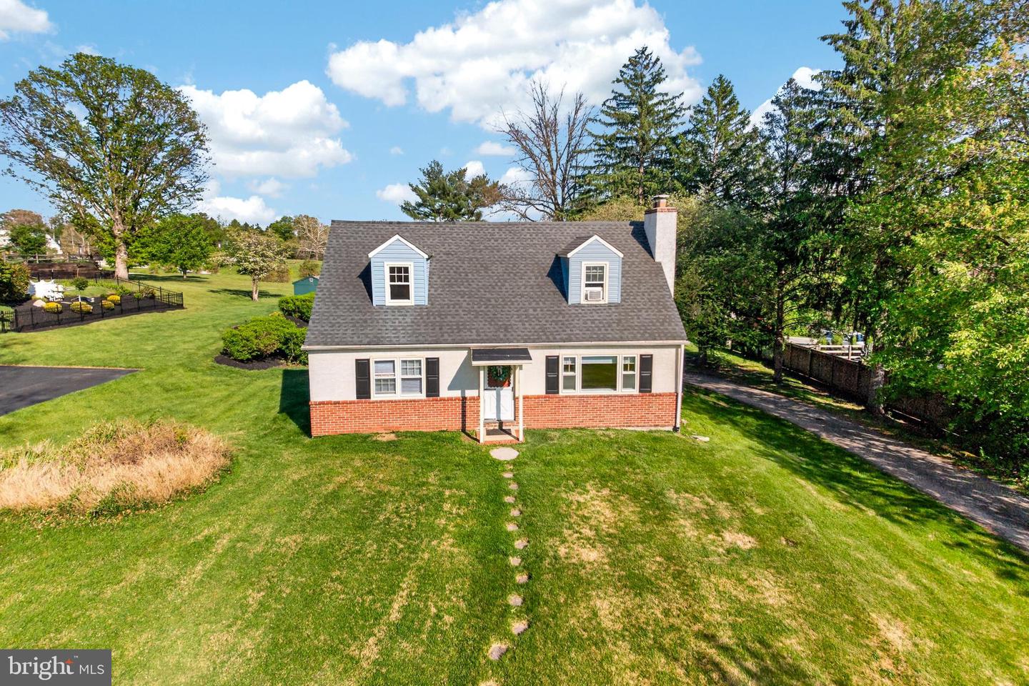 507 Saint Johns Circle, Phoenixville