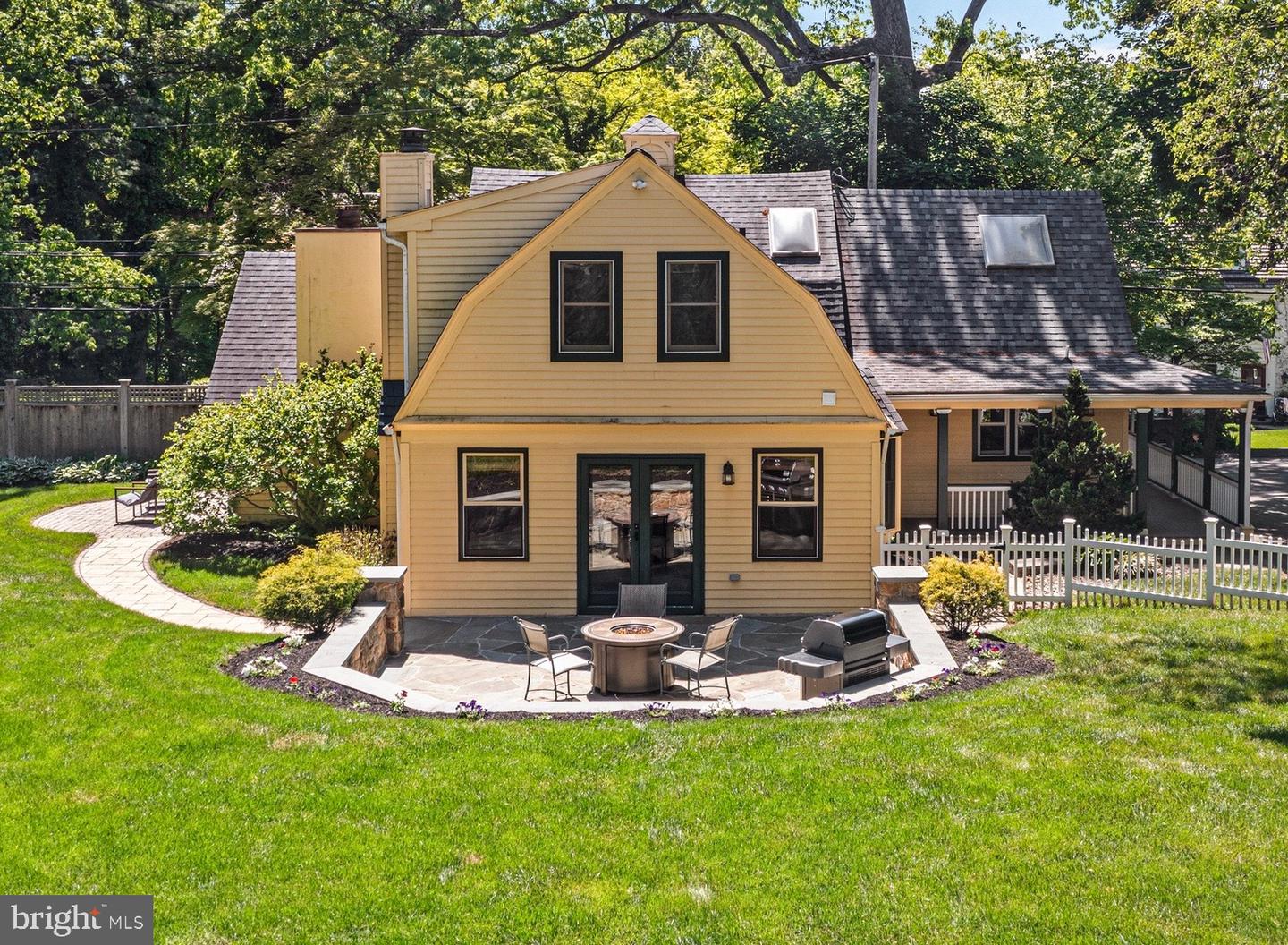 231 W Valley Road, Wayne