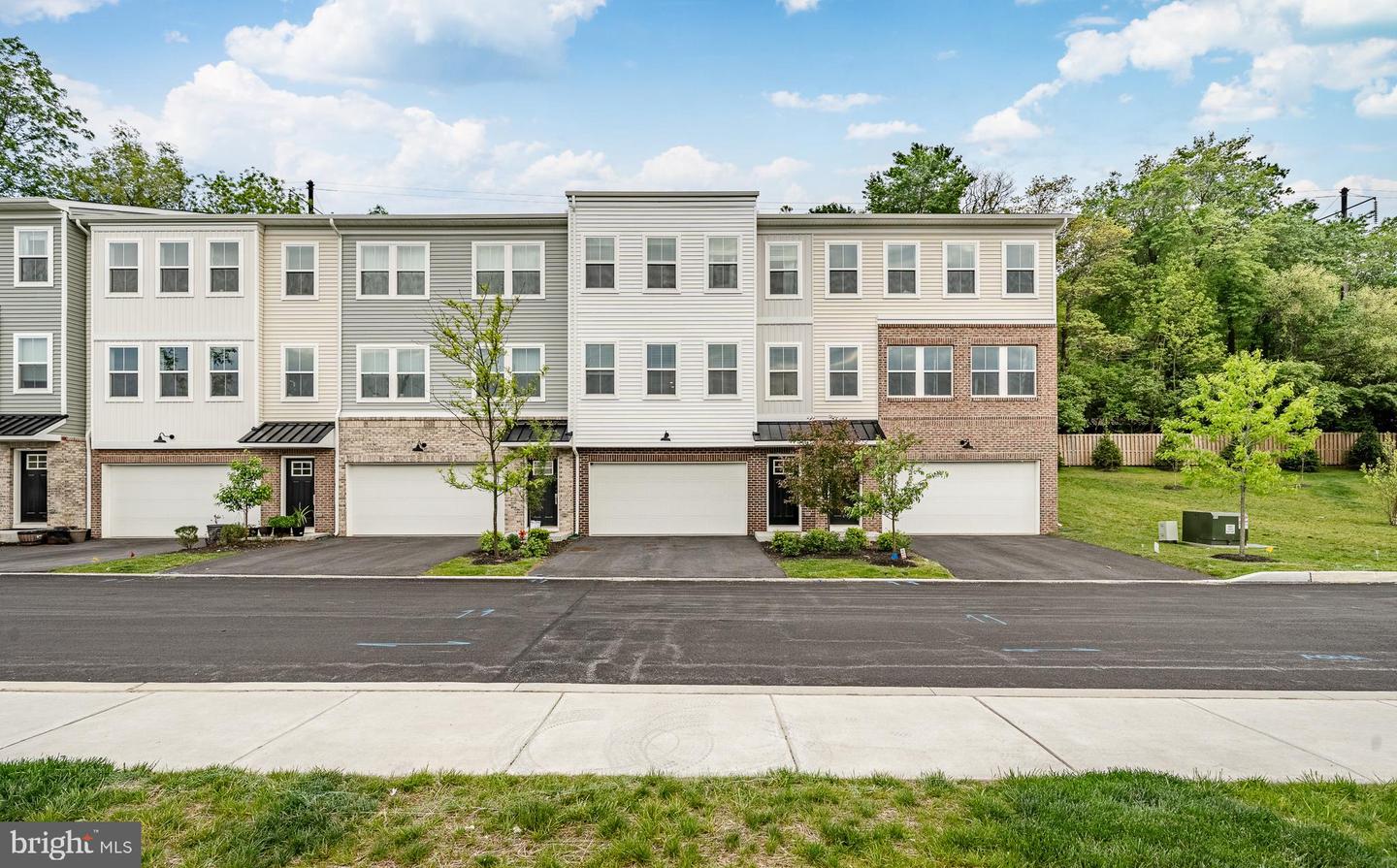 97 Four Leaf Drive