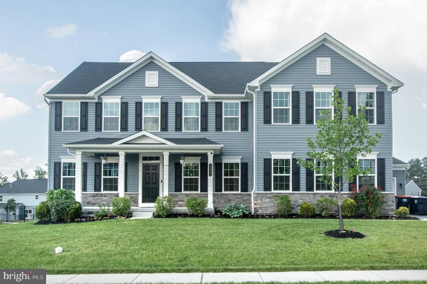 106 Cardinal Court