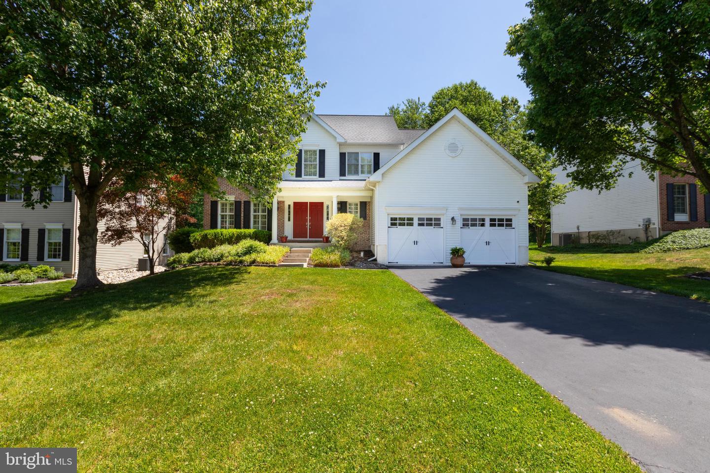1353 Wooded Knolls, West Chester