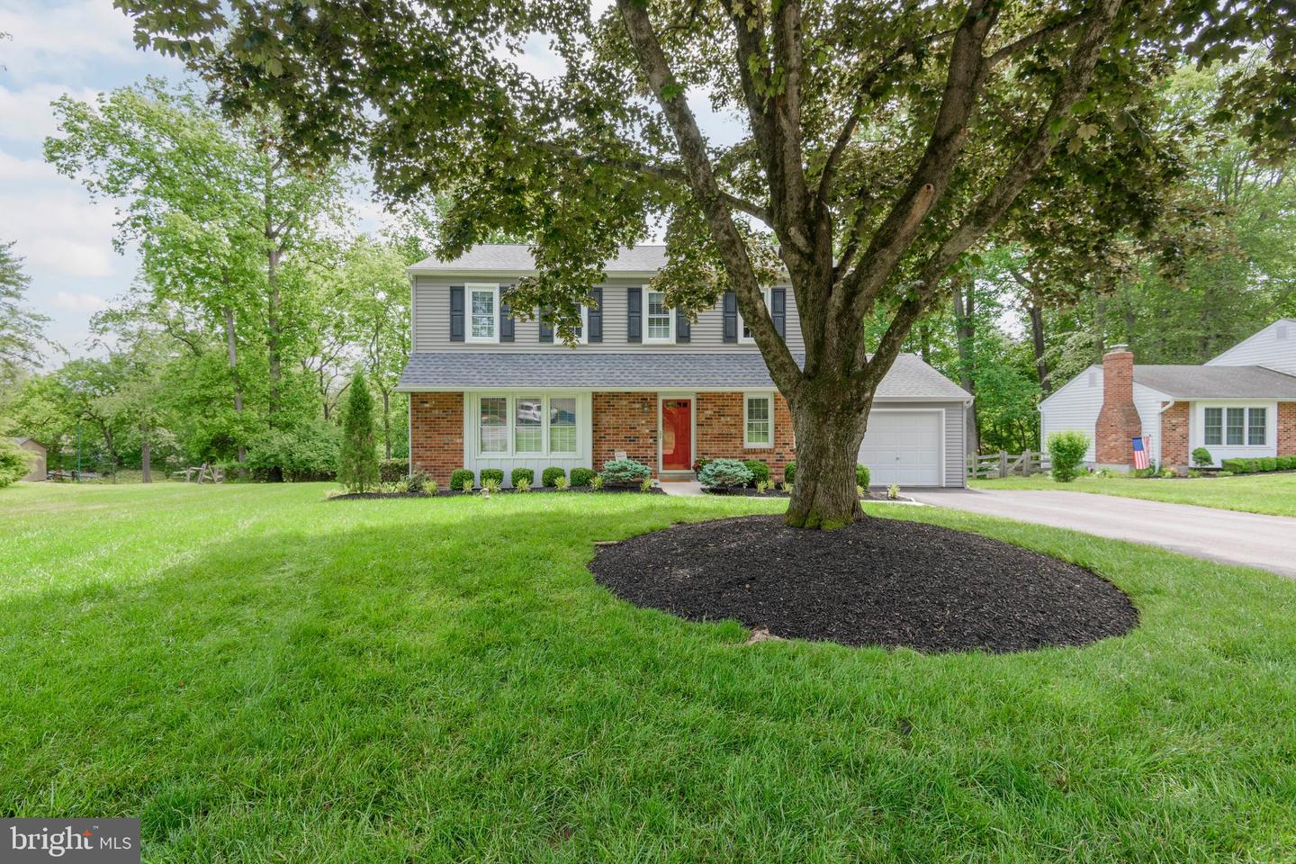 215 Elton Circle, West Chester
