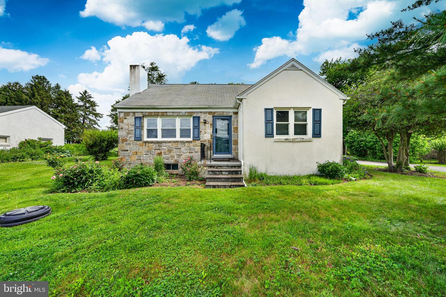 3025 Strasburg Road