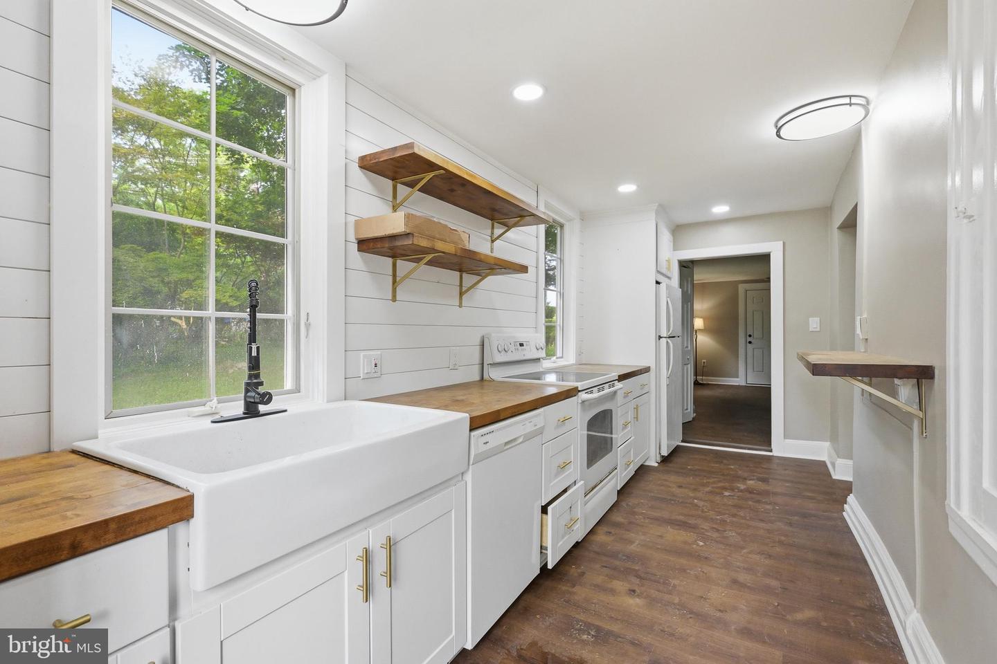 4066 Hollow Road