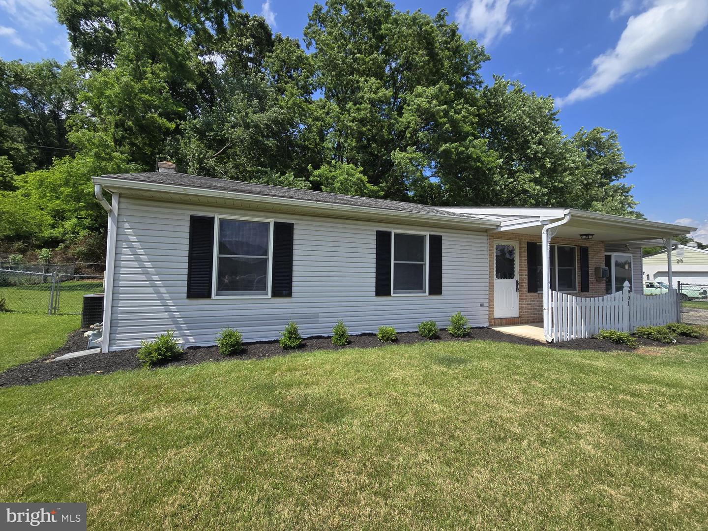 901 Charles Street, Coatesville