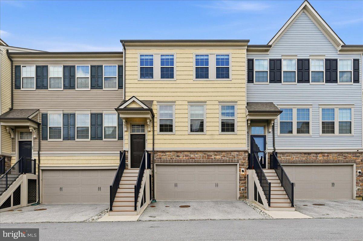21 Eagle Lane